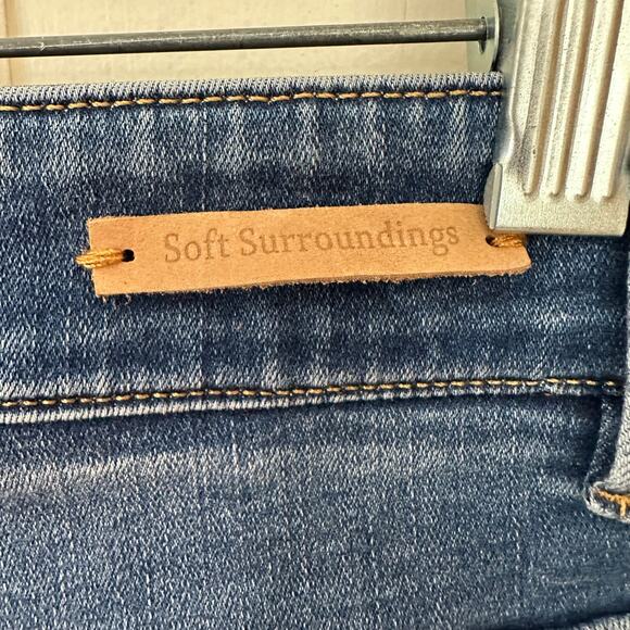 Soft Surroundings Denim Pull On Slim Leg Jeans Stretch Petite Medium Stretch - Picture 6 of 7